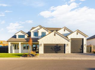 2883 S Kate Ln, Washington, UT 84780