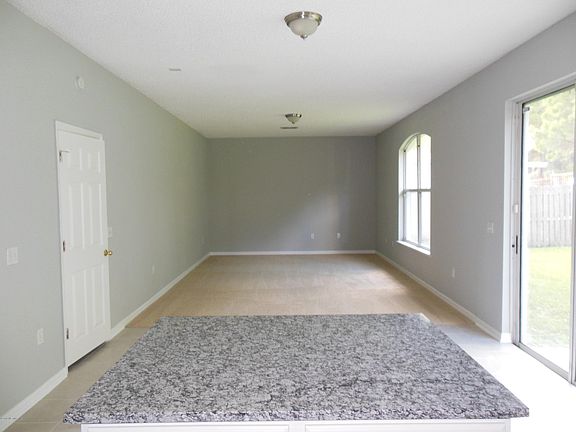 4th image of 10260 Woodley Creek Rd W