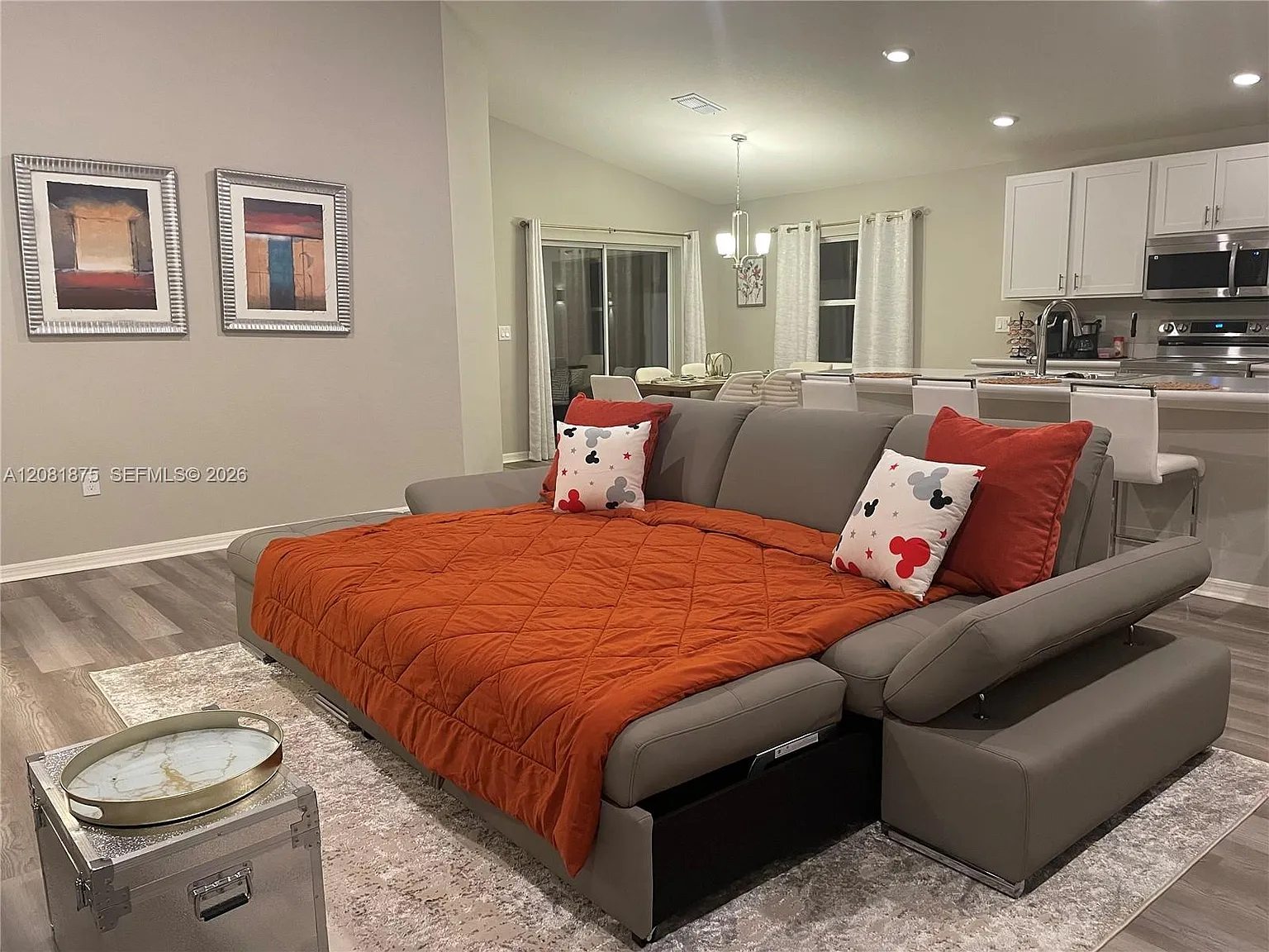 4 bed, 2.0 bath, 1863 sqft, $2,750 — Photo 3