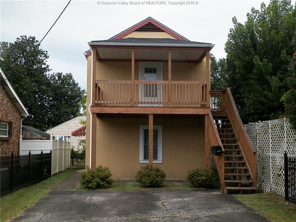 1st image of 203 Commerce Dr