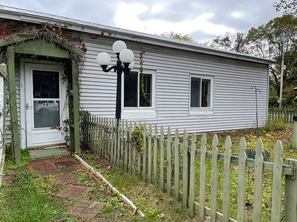 98 Greensboro Road, 98 Greensboro Rd #1, Hanover, NH 03755