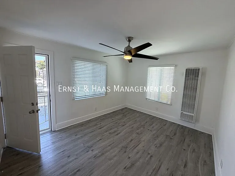 1145 Freeman Ave #A — Photo 5