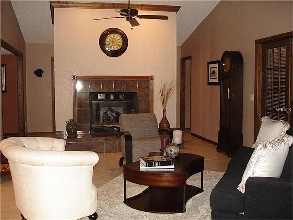 2nd image of 3021 Plantation Way