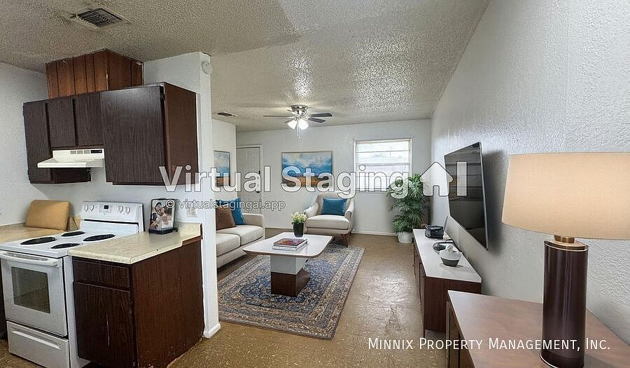 1st image of 637 S Crosby St