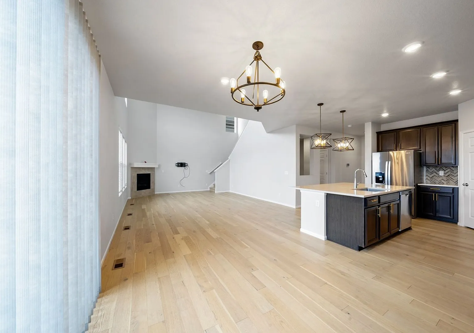 Spacious 3BR House in Castle Rock — Photo 4