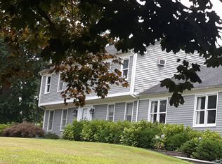 3 Juniper Rd, Newtown, CT 06470