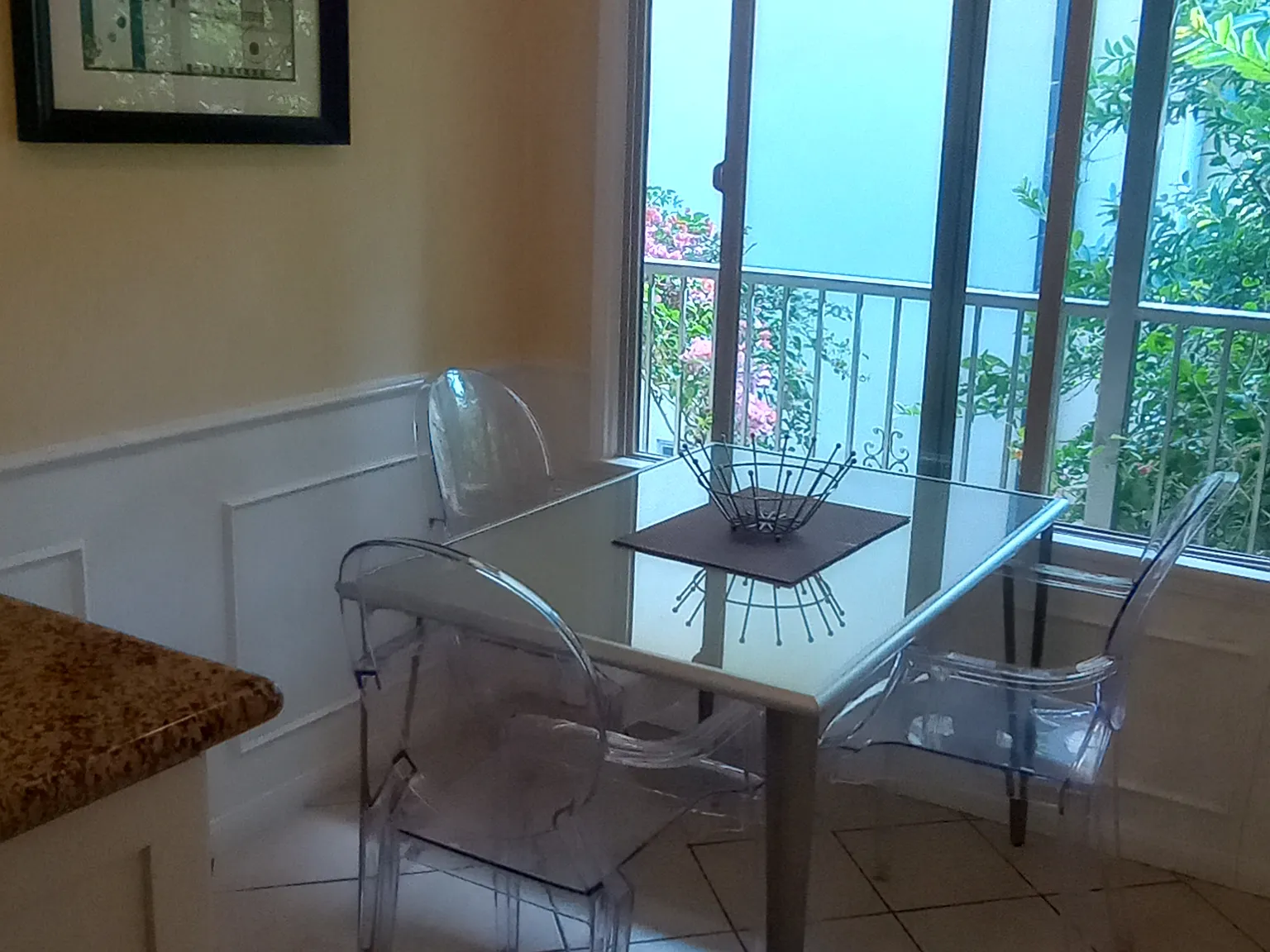 Studio, 440 sqft, $2,350 — Photo 2
