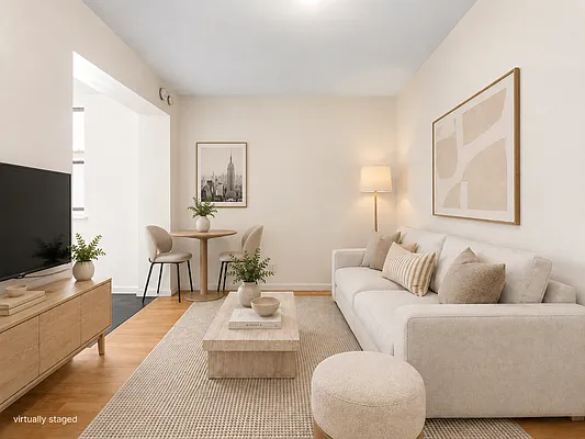 Living room, photo 1