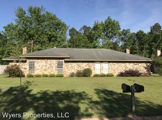 408B Fawn Trl, Longview, TX 75604
