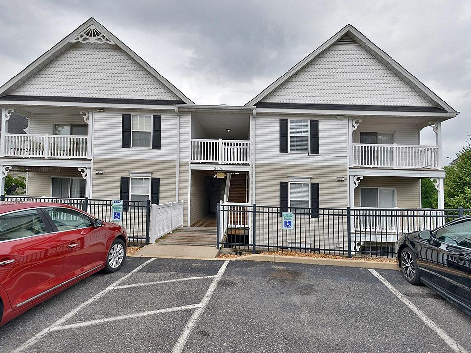 1st image of 2470 Lampong Dr APT 300B