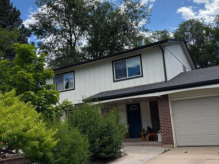970 McIntire - 3,000 sq ft, 5 bedroom, 4 bathroom, 2 car attached garage home