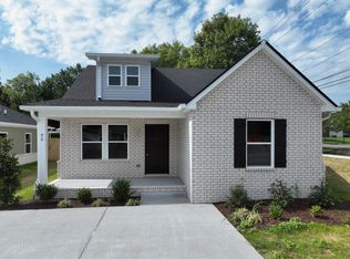 90 Donna Dr, Hendersonville, TN 37075