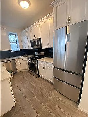 1st image of 252 9th St #2B