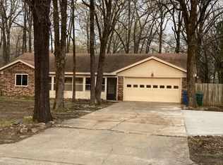 1130 Salem Rd, Conway, AR 72034