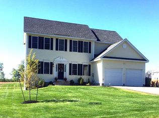 38 Manter Mill Rd, Londonderry, NH 03053