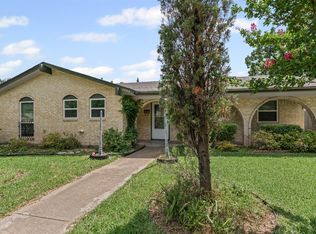 1405 Park East Dr, Garland, TX 75043