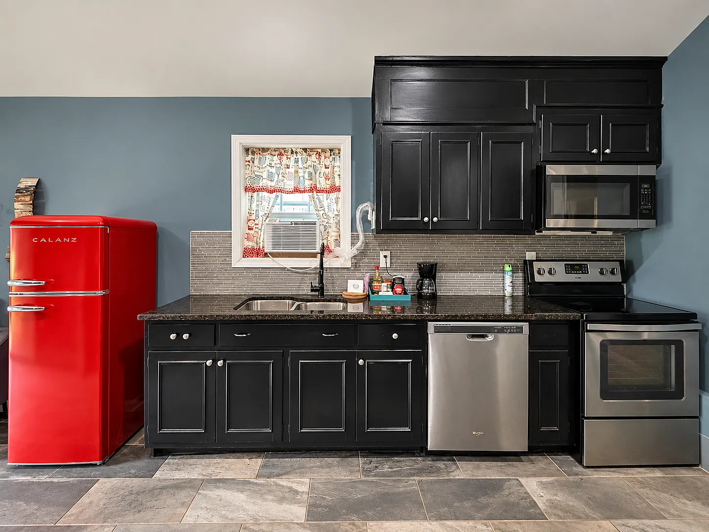 2 bed, 1000 sqft, $1,400 — Photo 4