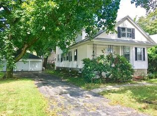 63 Crowningshield Rd, Worcester, MA 01604