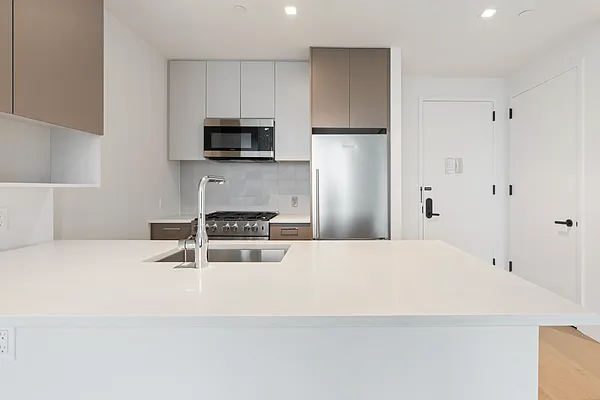 Rented by Living New York | media 4