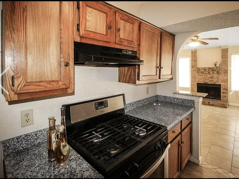 11614 Gullwood Dr — Photo 14