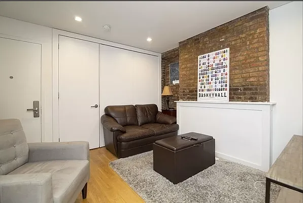 Rented by REAL New York | media 11