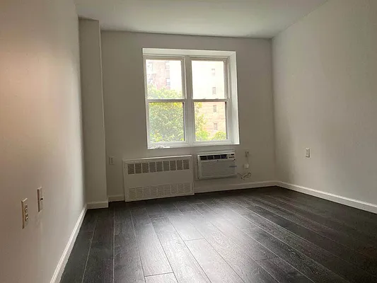 Rented by Lang Realty LLC | media 6