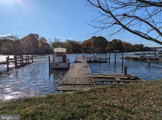 8101 Shore Rd, Baltimore, MD 21222