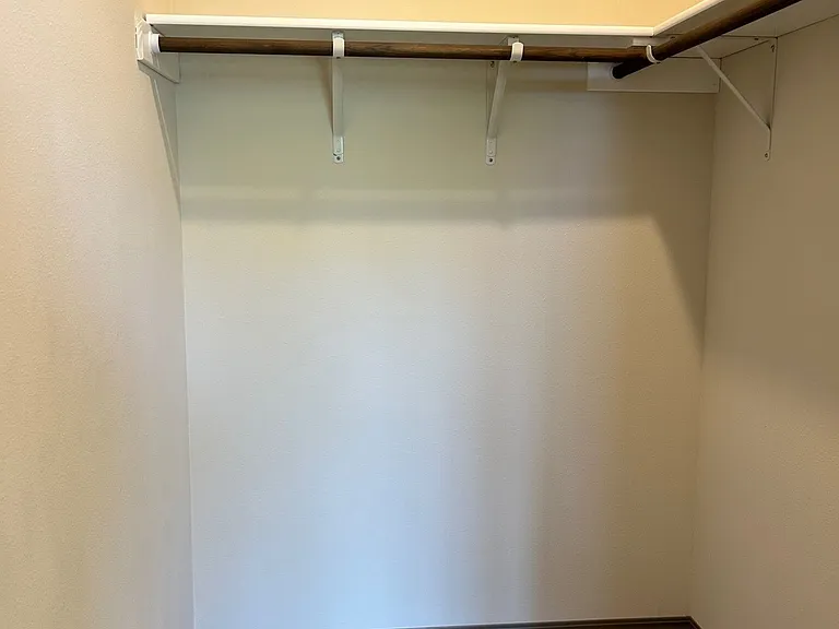 Madison Apartments — Photo 136