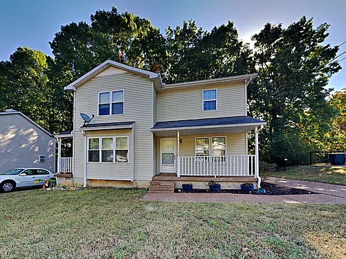 1012 Patio Dr Photo 1