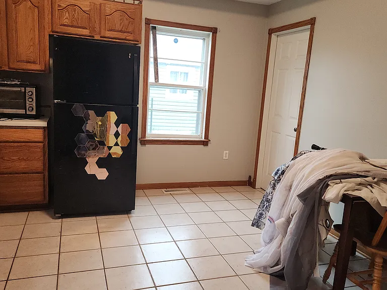 211 E Harrison St — Photo 8