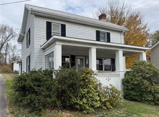 327 Rocktown Rd E, Tarrs, PA 15688