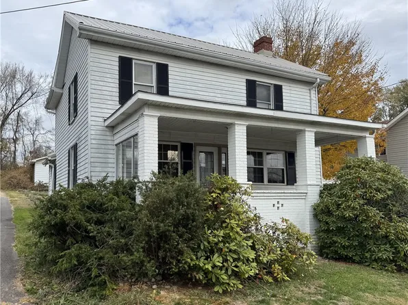 327 Rocktown Rd E, Tarrs, PA 15688