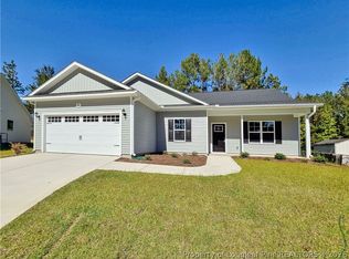 34 Quarter Ct, Spring Lake, NC 28390