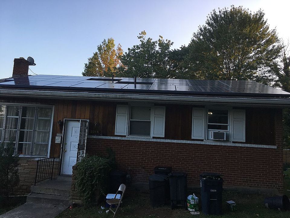 2nd image of 2215 Sheridan St