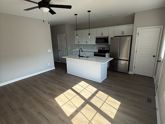 3rd image of 409 Cook Dr Lot 521
