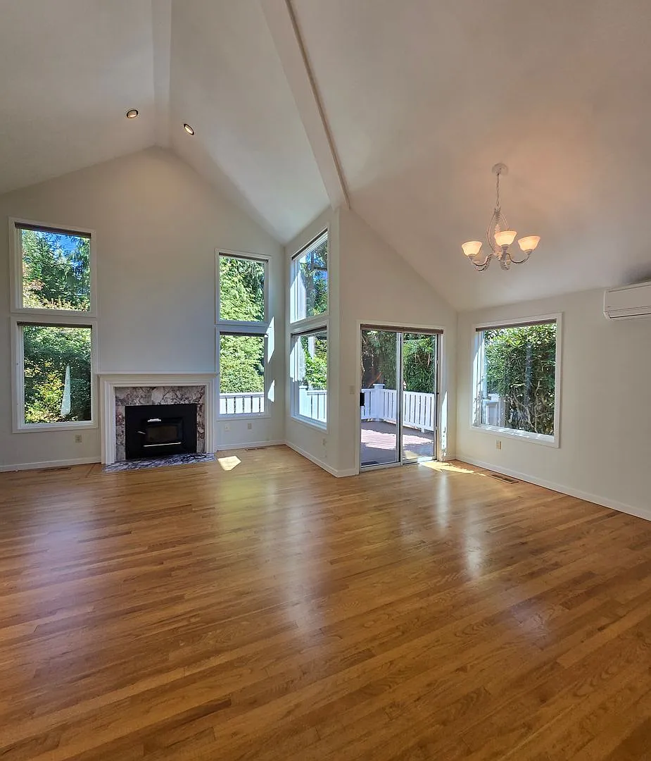 Short Term Lease - Two Story, 2 Bed/2 Bath Condo For Rent in Port Ludlow! — Photo 3