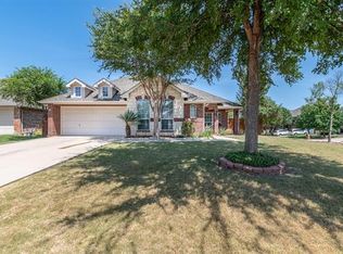 4005 Greenwood Way, Mansfield, TX 76063