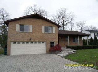 24779 Delwood St, Harrison Township, MI