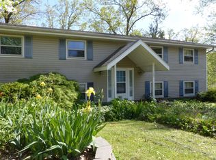 1102 E Sycamore St, Ozark, MO 65721