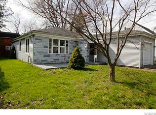 22 Zimmerman St, North Tonawanda, NY 14120