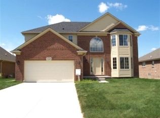 56236 Cannon Creeks, Utica, MI 48316
