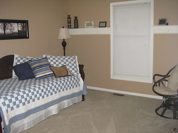 5th image of 1715 Dunwich Dr
