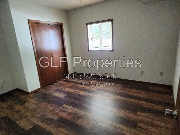 605 N 12th St #4 — Photo 6
