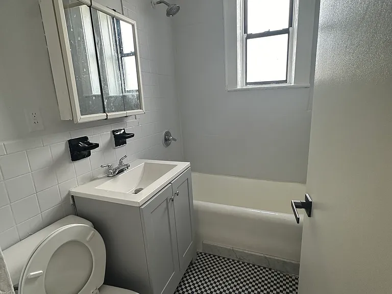 449 Elizabeth Ave #511 — Photo 4