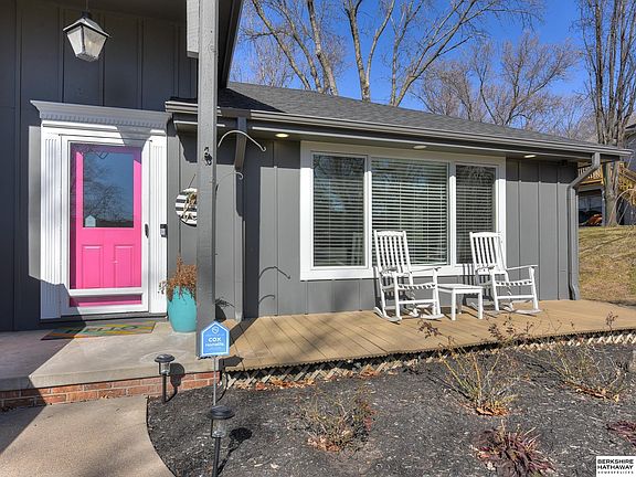 4th image of 10124 Hansen Ave