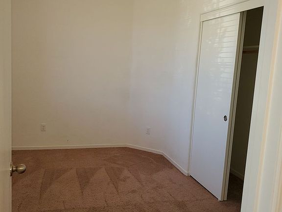 5th image of 1333 Manor Ave