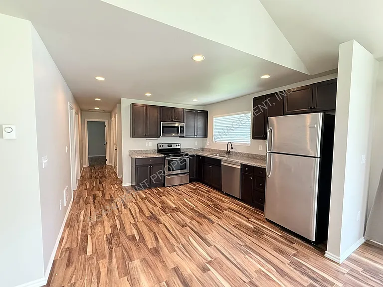 2087 Lower Pack River Rd — Photo 21