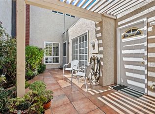 823 Daffodil Dr, Riverside, CA 92507