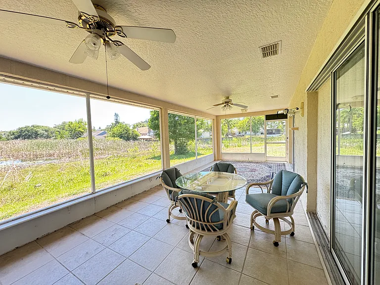 21606 Rosewood Ct — Photo 22