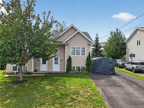 256 Glencairn Dr, Moncton, NB E1G 5G5